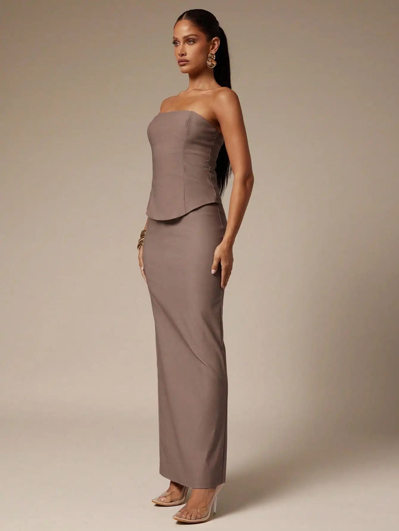 Women's Minimalist Tube Top & Long Skirt 2-Piece Set, Khaki, Elegant Office Wear for Dating or Commuting